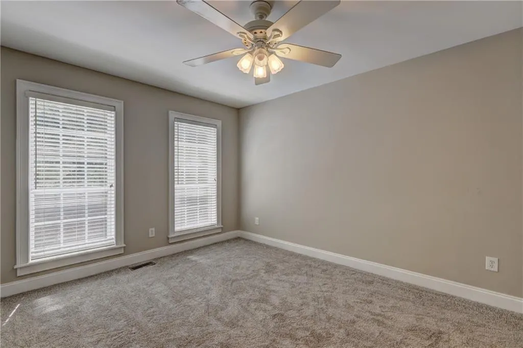 402 Masons Creek Circle, Sandy Springs, Georgia 30350, 2 Bedrooms Bedrooms, ,2 BathroomsBathrooms,Residential,Sold,402 Masons Creek Circle,6899785