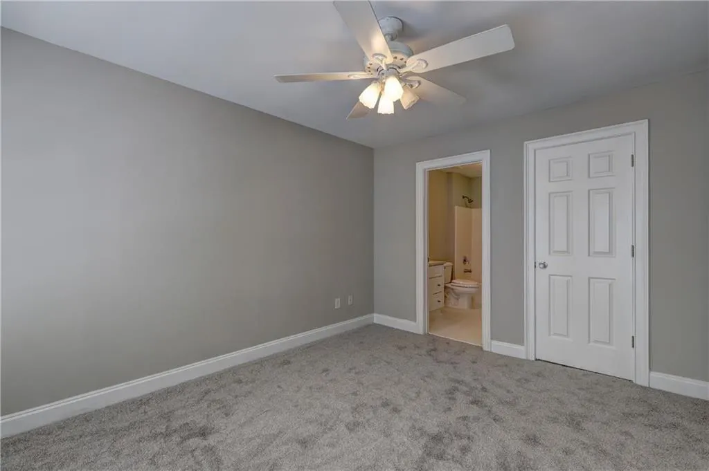 402 Masons Creek Circle, Sandy Springs, Georgia 30350, 2 Bedrooms Bedrooms, ,2 BathroomsBathrooms,Residential,Sold,402 Masons Creek Circle,6899785