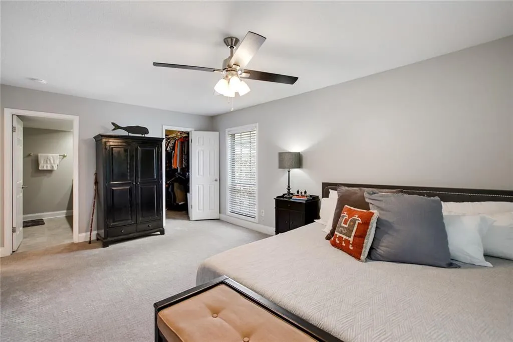 6851 Roswell Road Unit M7, Sandy Springs, Georgia 30328, 4 Bedrooms Bedrooms, ,2 BathroomsBathrooms,Residential,Sold,6851 Roswell Road Unit M7,6766724