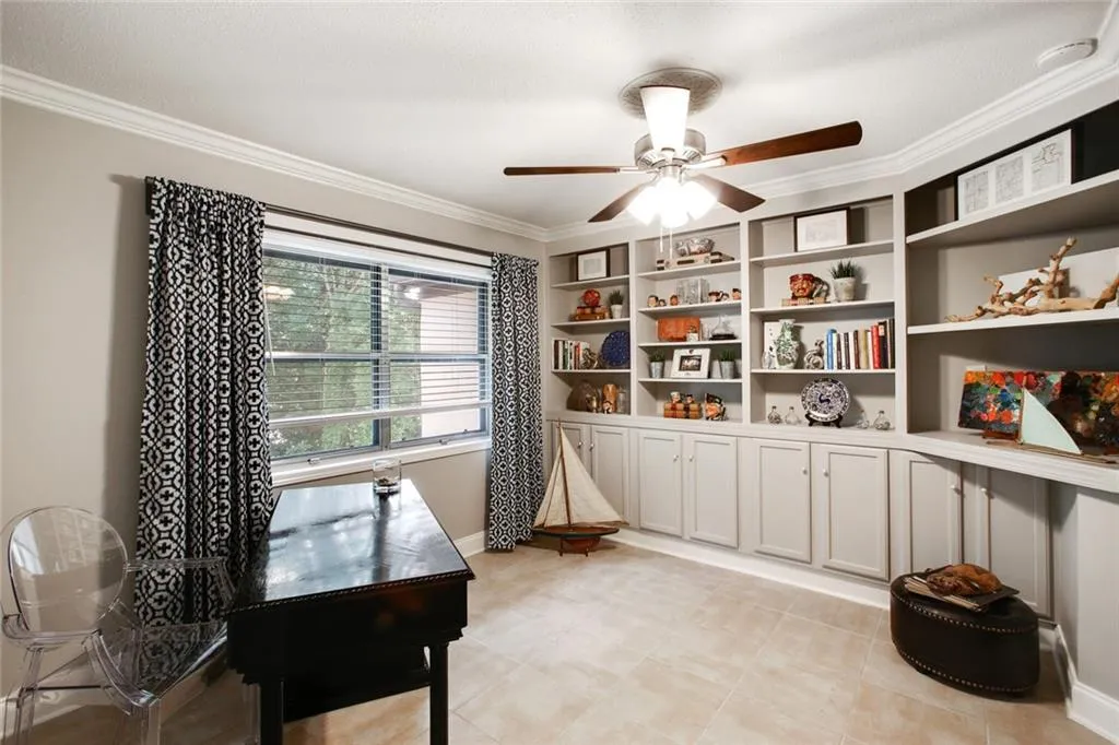 6851 Roswell Road Unit M7, Sandy Springs, Georgia 30328, 4 Bedrooms Bedrooms, ,2 BathroomsBathrooms,Residential,Sold,6851 Roswell Road Unit M7,6766724