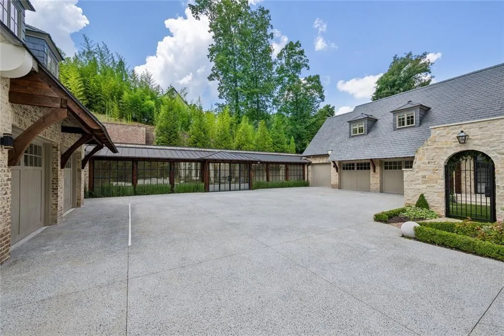 4725 Northside Drive, Atlanta, Georgia 30327, 7 Bedrooms Bedrooms, 0 ,10 BathroomsBathrooms,Residential,For Sale,4725 Northside Drive,7691953