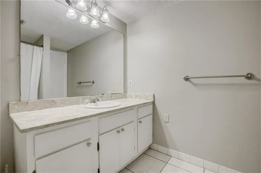 Georgia 30328, ,1 BathroomBathrooms,Residential,Sold,6025351