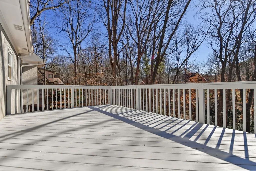 205 Grogans Landing, Sandy Springs, Georgia 30350, 5 Bedrooms Bedrooms, ,4 BathroomsBathrooms,Residential,Sold,205 Grogans Landing,6840755