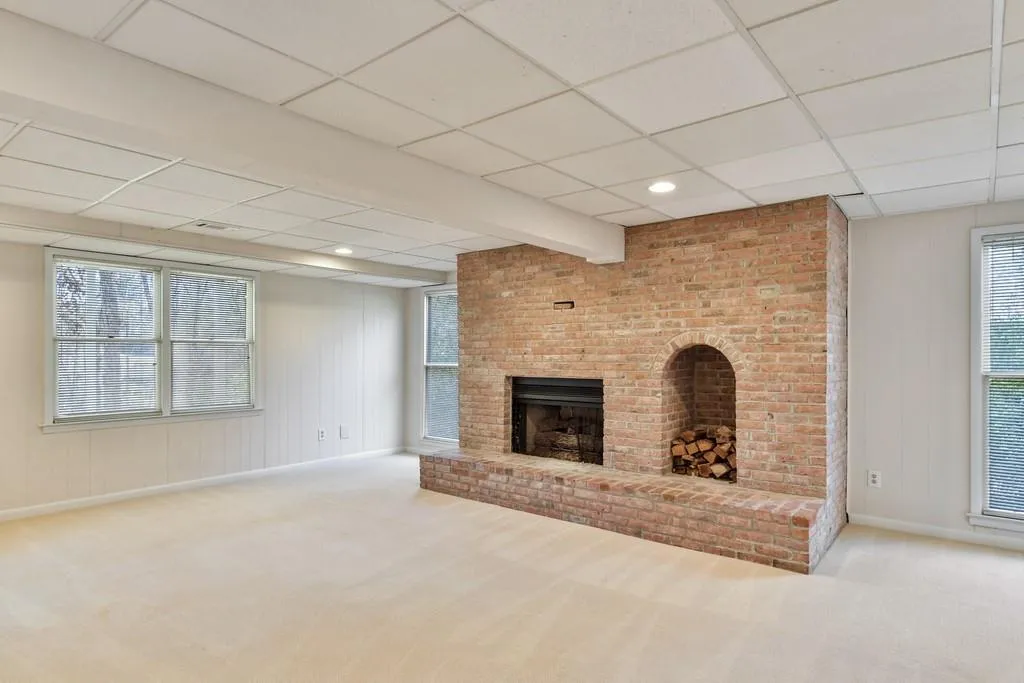 205 Grogans Landing, Sandy Springs, Georgia 30350, 5 Bedrooms Bedrooms, ,4 BathroomsBathrooms,Residential,Sold,205 Grogans Landing,6840755