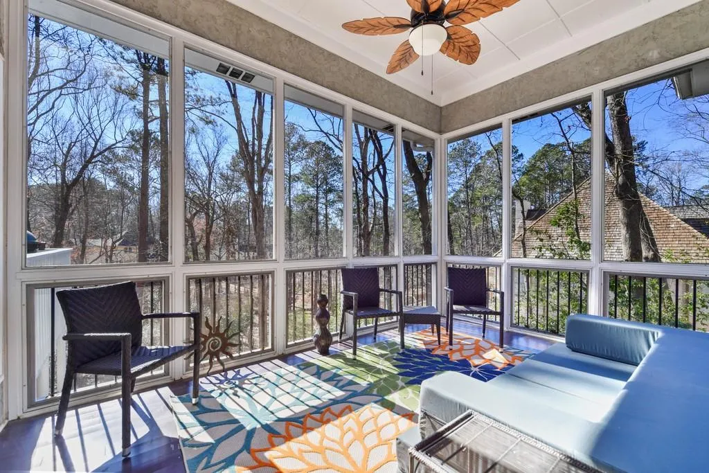 205 Grogans Landing, Sandy Springs, Georgia 30350, 5 Bedrooms Bedrooms, ,4 BathroomsBathrooms,Residential,Sold,205 Grogans Landing,6840755