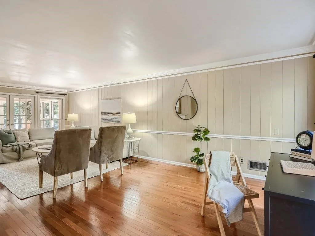 6125 Blackwater Trail, Atlanta, Georgia 30328, 5 Bedrooms Bedrooms, ,4 BathroomsBathrooms,Residential,Sold,6125 Blackwater Trail,7085799