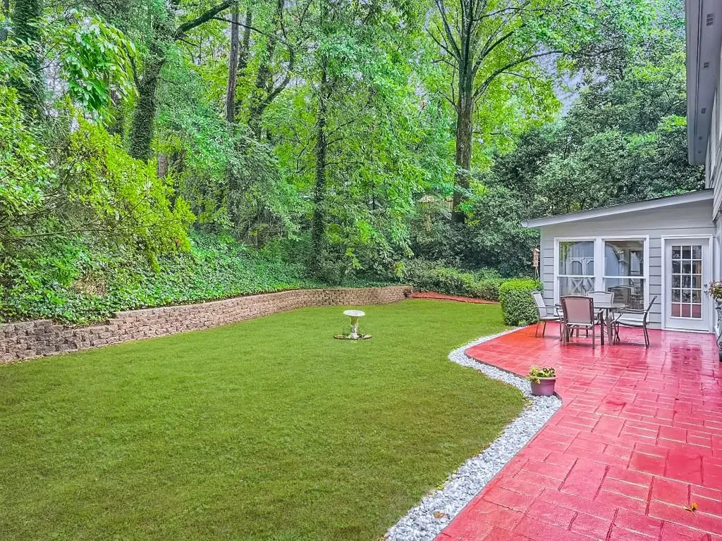 6125 Blackwater Trail, Atlanta, Georgia 30328, 5 Bedrooms Bedrooms, ,4 BathroomsBathrooms,Residential,Sold,6125 Blackwater Trail,7085799