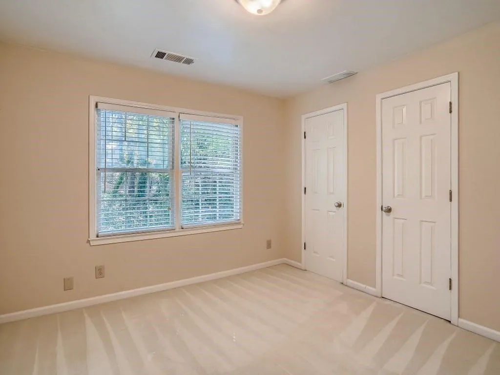 6125 Blackwater Trail, Atlanta, Georgia 30328, 5 Bedrooms Bedrooms, ,4 BathroomsBathrooms,Residential,Sold,6125 Blackwater Trail,7085799