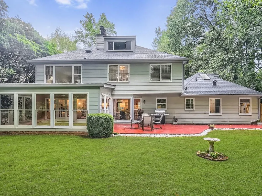 6125 Blackwater Trail, Atlanta, Georgia 30328, 5 Bedrooms Bedrooms, ,4 BathroomsBathrooms,Residential,Sold,6125 Blackwater Trail,7085799