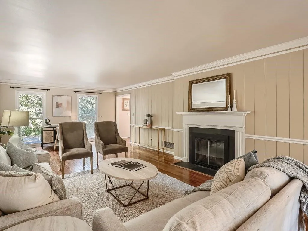 6125 Blackwater Trail, Atlanta, Georgia 30328, 5 Bedrooms Bedrooms, ,4 BathroomsBathrooms,Residential,Sold,6125 Blackwater Trail,7085799