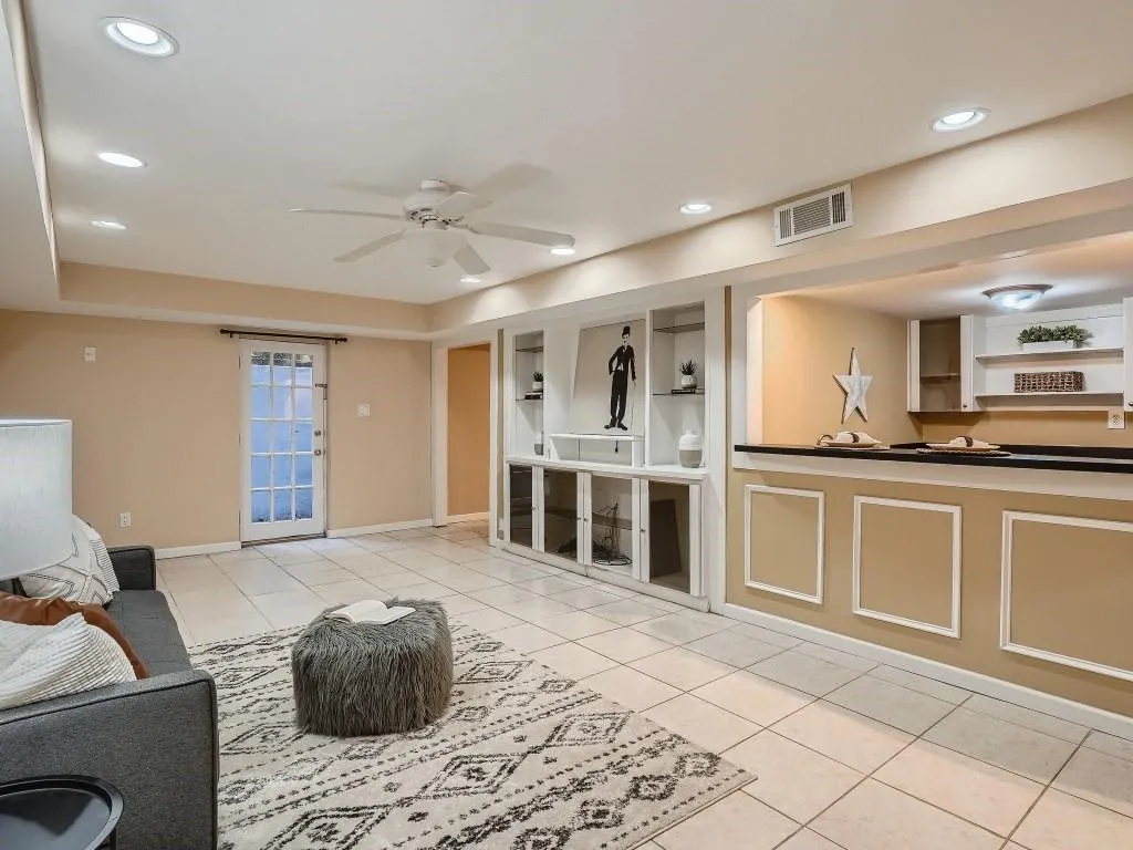 6125 Blackwater Trail, Atlanta, Georgia 30328, 5 Bedrooms Bedrooms, ,4 BathroomsBathrooms,Residential,Sold,6125 Blackwater Trail,7085799