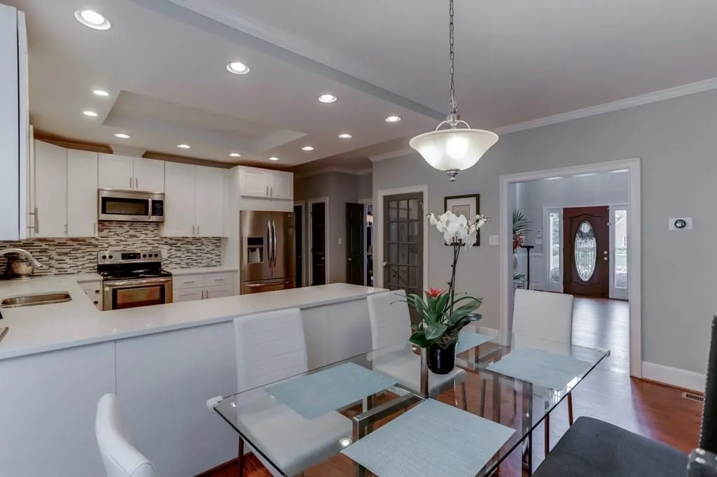 160 Inland Ridge Way, Sandy Springs, Georgia 30342, 6 Bedrooms Bedrooms, ,5 BathroomsBathrooms,Residential,Sold,160 Inland Ridge Way,6087640