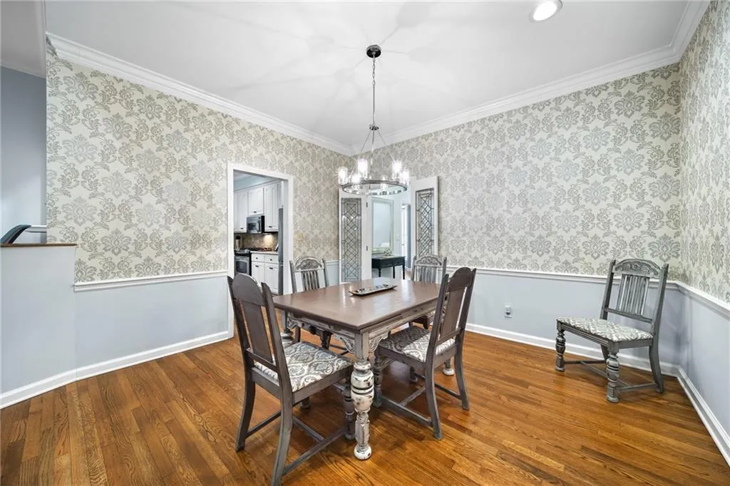 558 Timberland Drive, Atlanta, Georgia 30342, 3 Bedrooms Bedrooms, ,3 BathroomsBathrooms,Residential,Sold,558 Timberland Drive,7477823