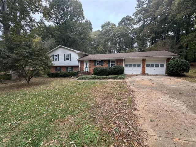 2153 Kings Forest Drive, Conyers, Georgia 30013