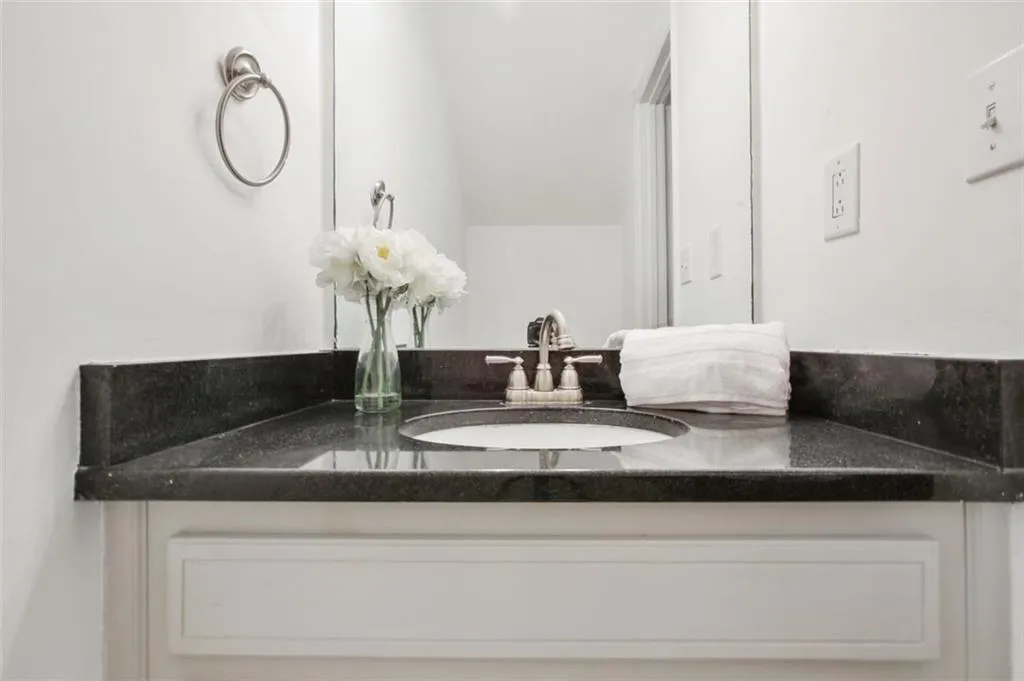 110 Towergate Pl, Atlanta, Georgia 30350, 2 Bedrooms Bedrooms, ,2 BathroomsBathrooms,Residential,Sold,110 Towergate Pl,7017885