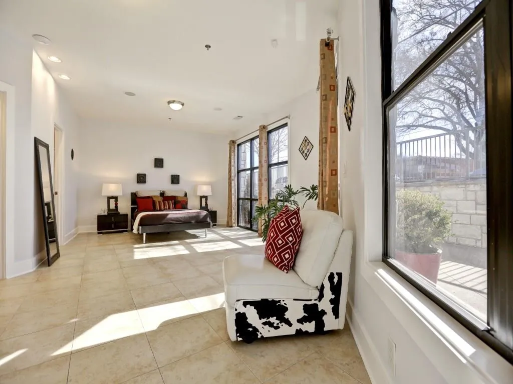 1199 Huff Road Ne Unit 115, Atlanta, Georgia 30318, 3 Bedrooms Bedrooms, ,3 BathroomsBathrooms,Residential,Sold,1199 Huff Road Ne Unit 115,5799761