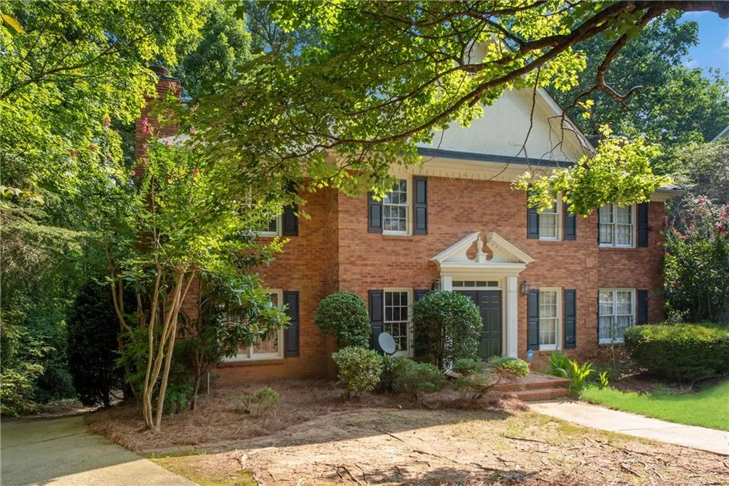 8975 Carroll Manor Drive, Sandy Springs, Georgia 30350, 3 Bedrooms Bedrooms, ,2 BathroomsBathrooms,Residential,Sold,8975 Carroll Manor Drive,7265061