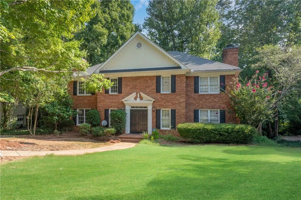 8975 Carroll Manor Drive, Sandy Springs, Georgia 30350, 3 Bedrooms Bedrooms, ,2 BathroomsBathrooms,Residential,Sold,8975 Carroll Manor Drive,7265061
