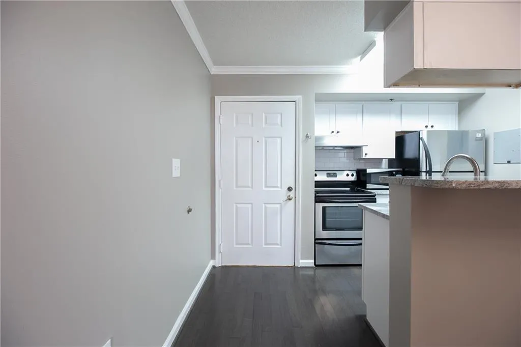 795 Hammond Drive Unit 1711, Atlanta, Georgia 30328, 1 Bedroom Bedrooms, ,1 BathroomBathrooms,Residential,Sold,795 Hammond Drive Unit 1711,6117677