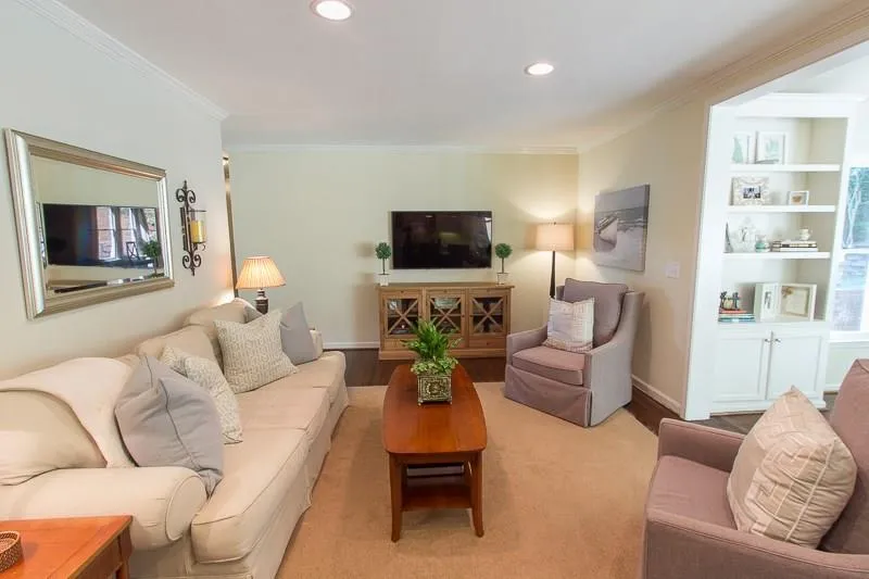 825 Starlight Drive, Atlanta, Georgia 30342, 3 Bedrooms Bedrooms, ,2 BathroomsBathrooms,Residential,Sold,825 Starlight Drive,5703614