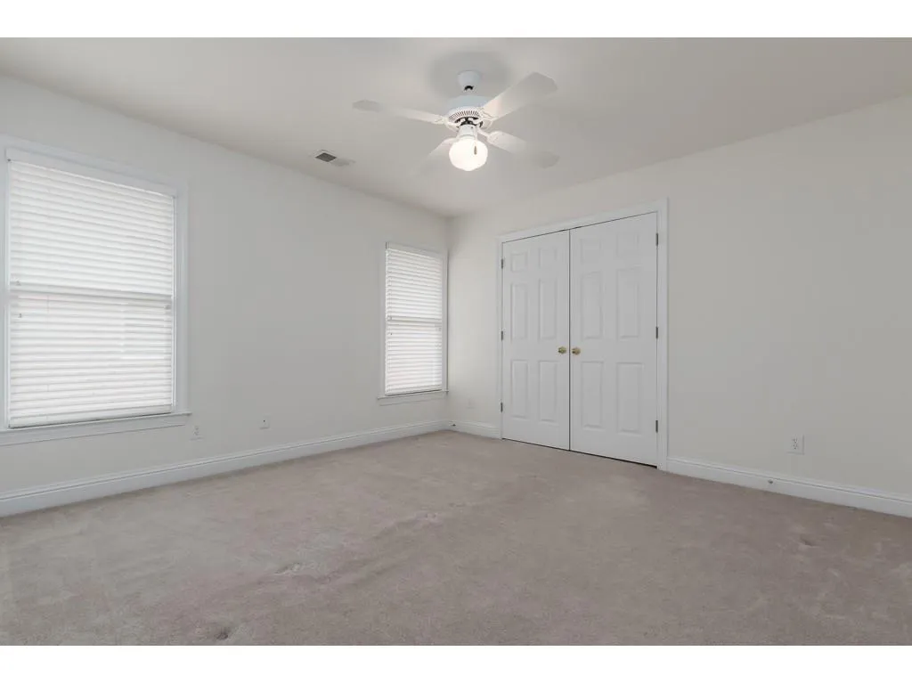 6230 Glen Oaks Lane, Sandy Springs, Georgia 30328, 3 Bedrooms Bedrooms, ,2 BathroomsBathrooms,Residential,Sold,6230 Glen Oaks Lane,6629002