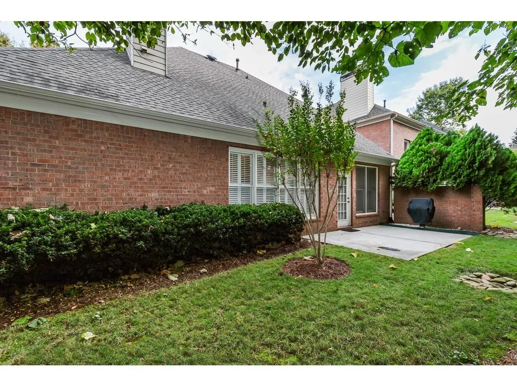 6230 Glen Oaks Lane, Sandy Springs, Georgia 30328, 3 Bedrooms Bedrooms, ,2 BathroomsBathrooms,Residential,Sold,6230 Glen Oaks Lane,6629002