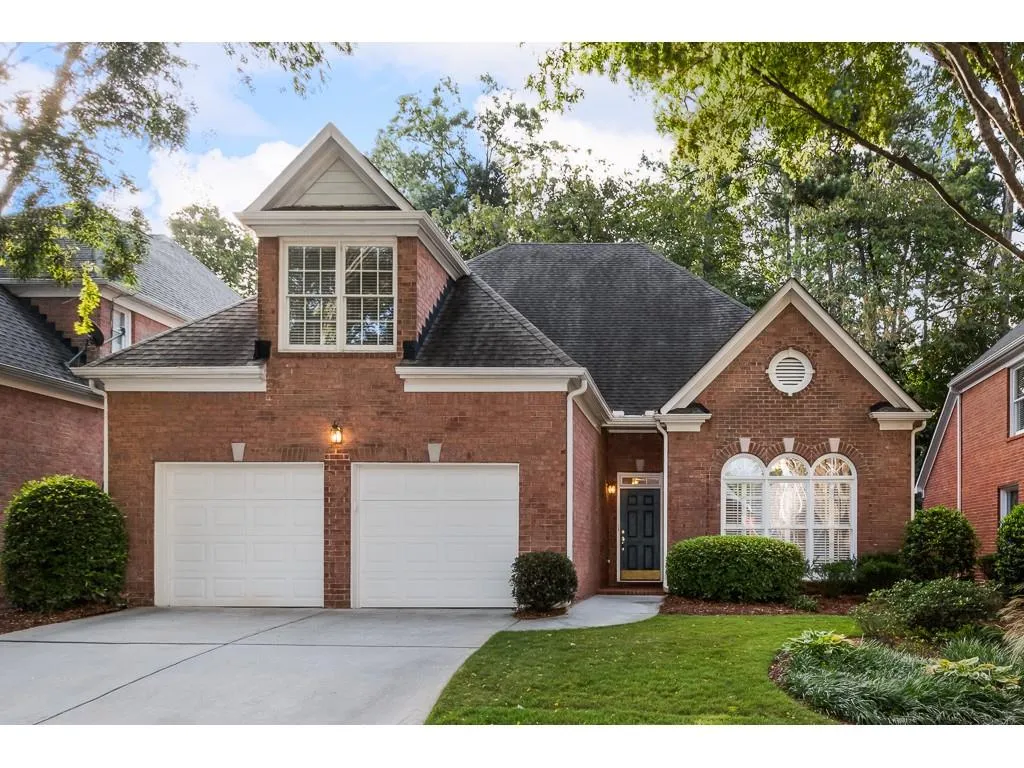 6230 Glen Oaks Lane, Sandy Springs, Georgia 30328, 3 Bedrooms Bedrooms, ,2 BathroomsBathrooms,Residential,Sold,6230 Glen Oaks Lane,6629002