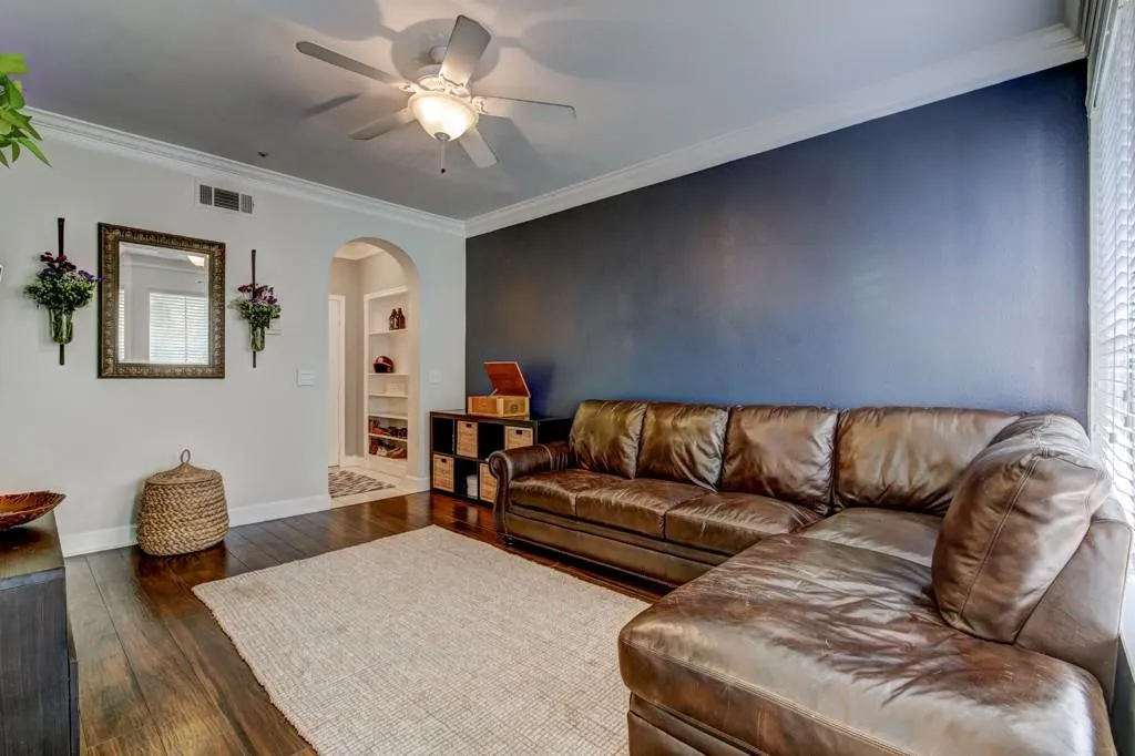 3777 Peachtree Road Unit 1226, Brookhaven, Georgia 30319, 1 Bedroom Bedrooms, ,1 BathroomBathrooms,Residential,Sold,3777 Peachtree Road Unit 1226,5915418