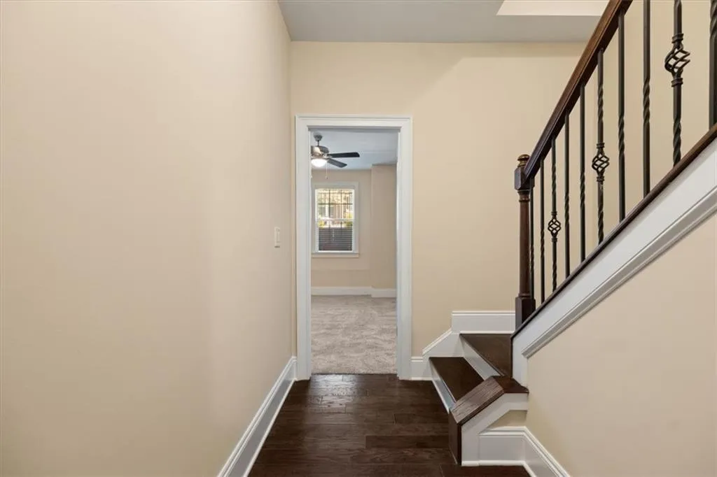 Sandy Springs, Georgia 30328, 3 Bedrooms Bedrooms, ,3 BathroomsBathrooms,Residential,Sold,7377295