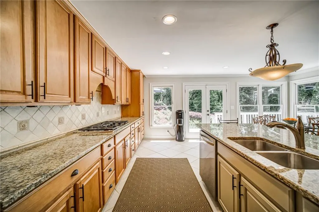 1669 Spalding Drive, Sandy Springs, Georgia 30350, 4 Bedrooms Bedrooms, ,3 BathroomsBathrooms,Residential,Sold,1669 Spalding Drive,6875261