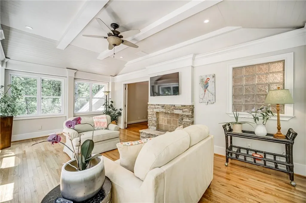 1669 Spalding Drive, Sandy Springs, Georgia 30350, 4 Bedrooms Bedrooms, ,3 BathroomsBathrooms,Residential,Sold,1669 Spalding Drive,6875261