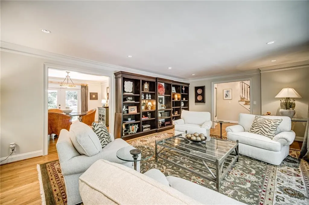 1669 Spalding Drive, Sandy Springs, Georgia 30350, 4 Bedrooms Bedrooms, ,3 BathroomsBathrooms,Residential,Sold,1669 Spalding Drive,6875261