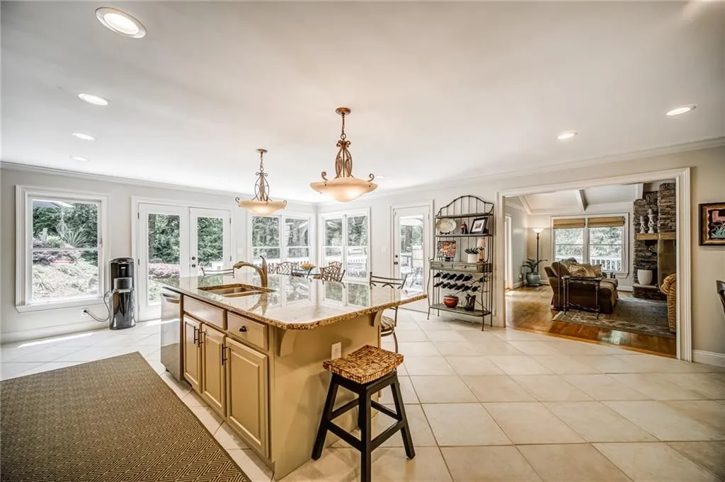 1669 Spalding Drive, Sandy Springs, Georgia 30350, 4 Bedrooms Bedrooms, ,3 BathroomsBathrooms,Residential,Sold,1669 Spalding Drive,6875261