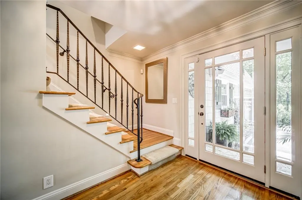 1669 Spalding Drive, Sandy Springs, Georgia 30350, 4 Bedrooms Bedrooms, ,3 BathroomsBathrooms,Residential,Sold,1669 Spalding Drive,6875261