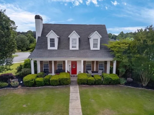 200 Meadow Lake Drive, Carrollton, Georgia 30116