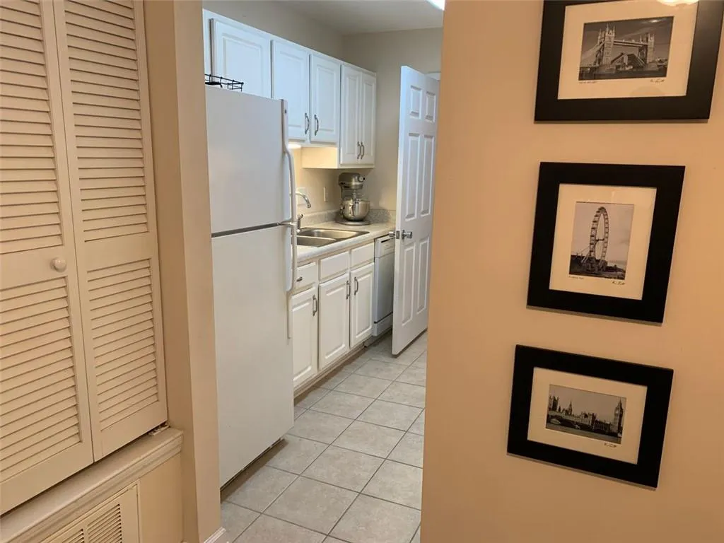 4004 Wingate Way, Atlanta, Georgia 30350, 1 Bedroom Bedrooms, ,1 BathroomBathrooms,Residential,Sold,4004 Wingate Way,6743080