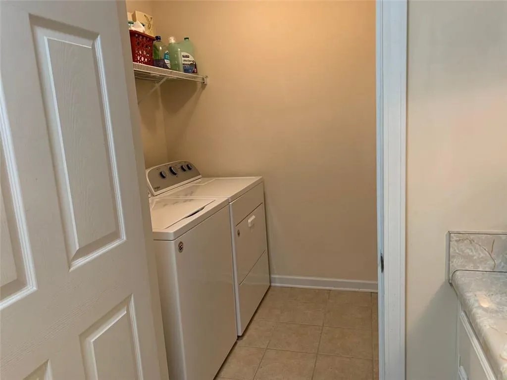 4004 Wingate Way, Atlanta, Georgia 30350, 1 Bedroom Bedrooms, ,1 BathroomBathrooms,Residential,Sold,4004 Wingate Way,6743080