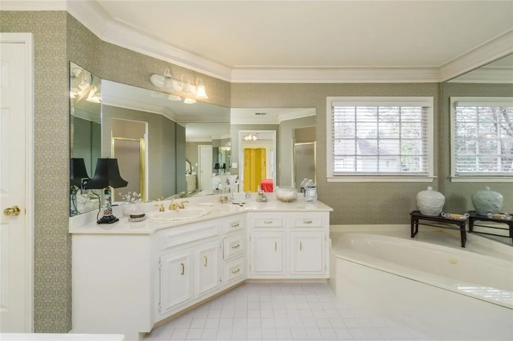 135 Landseer Way, Atlanta, Georgia 30350, 4 Bedrooms Bedrooms, ,3 BathroomsBathrooms,Residential,Sold,135 Landseer Way,7153615