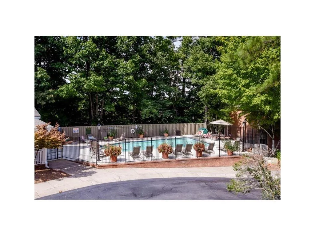 7500 Roswell Road Unit 107, Atlanta, Georgia 30350, 2 Bedrooms Bedrooms, ,2 BathroomsBathrooms,Residential,Sold,7500 Roswell Road Unit 107,5728801