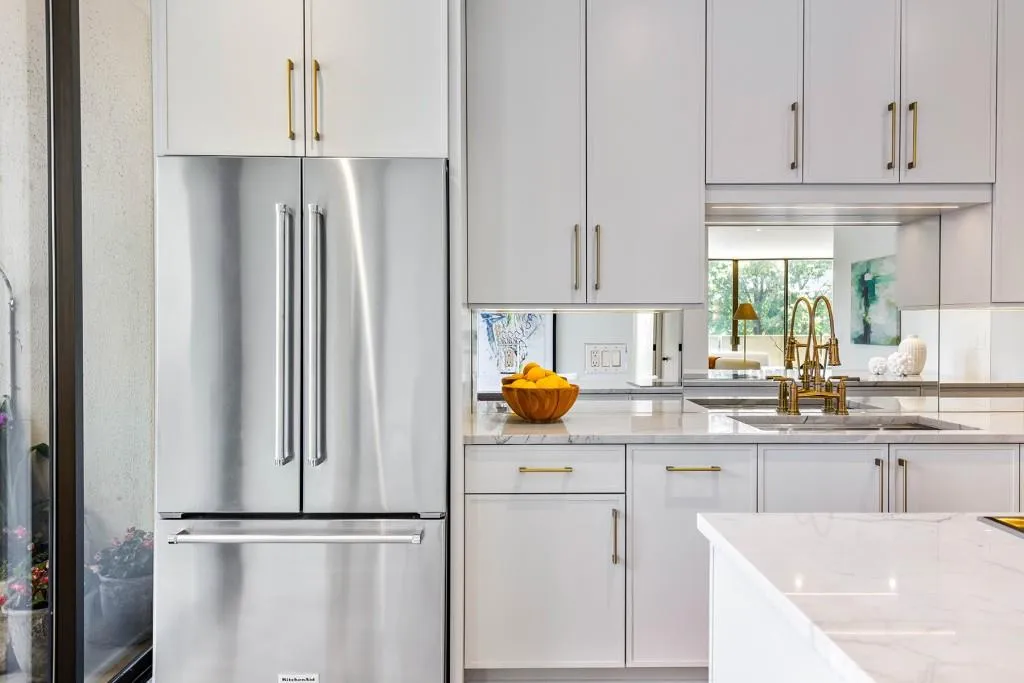 2575 Peachtree Road Ne Unit 6g, Atlanta, Georgia 30305, 2 Bedrooms Bedrooms, ,2 BathroomsBathrooms,Residential,For Sale,2575 Peachtree Road Ne Unit 6g,7674859