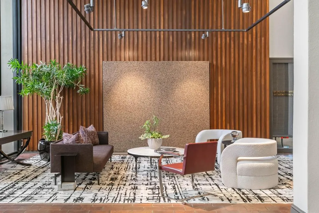 2575 Peachtree Road Ne Unit 6g, Atlanta, Georgia 30305, 2 Bedrooms Bedrooms, ,2 BathroomsBathrooms,Residential,For Sale,2575 Peachtree Road Ne Unit 6g,7674859