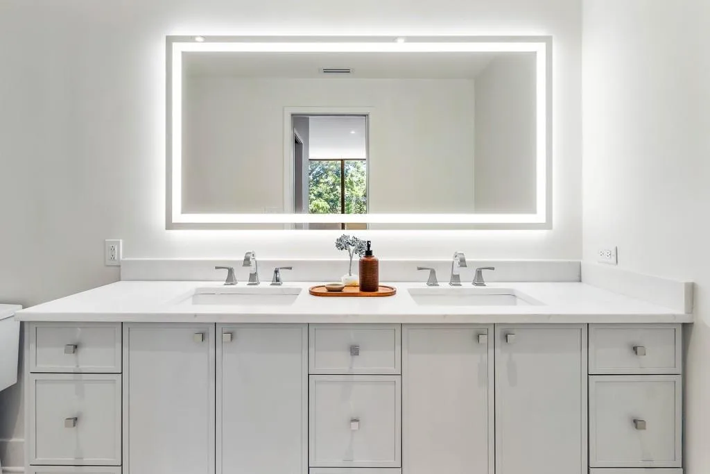 2575 Peachtree Road Ne Unit 6g, Atlanta, Georgia 30305, 2 Bedrooms Bedrooms, ,2 BathroomsBathrooms,Residential,For Sale,2575 Peachtree Road Ne Unit 6g,7674859