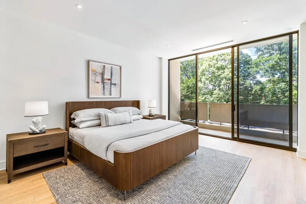 2575 Peachtree Road Ne Unit 6g, Atlanta, Georgia 30305, 2 Bedrooms Bedrooms, ,2 BathroomsBathrooms,Residential,For Sale,2575 Peachtree Road Ne Unit 6g,7674859