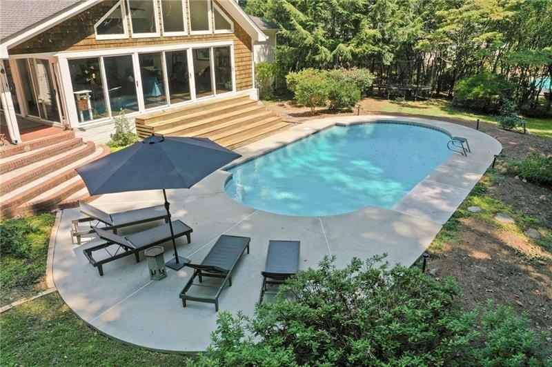 630 River Valley Road, Atlanta, Georgia 30328, 6 Bedrooms Bedrooms, ,6 BathroomsBathrooms,Residential,Sold,630 River Valley Road,7340506