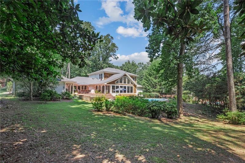 630 River Valley Road, Atlanta, Georgia 30328, 6 Bedrooms Bedrooms, ,6 BathroomsBathrooms,Residential,Sold,630 River Valley Road,7340506