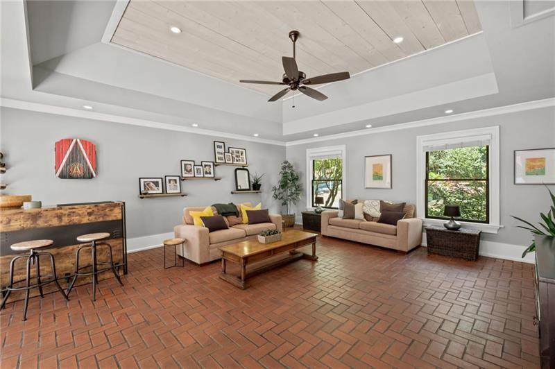 630 River Valley Road, Atlanta, Georgia 30328, 6 Bedrooms Bedrooms, ,6 BathroomsBathrooms,Residential,Sold,630 River Valley Road,7340506