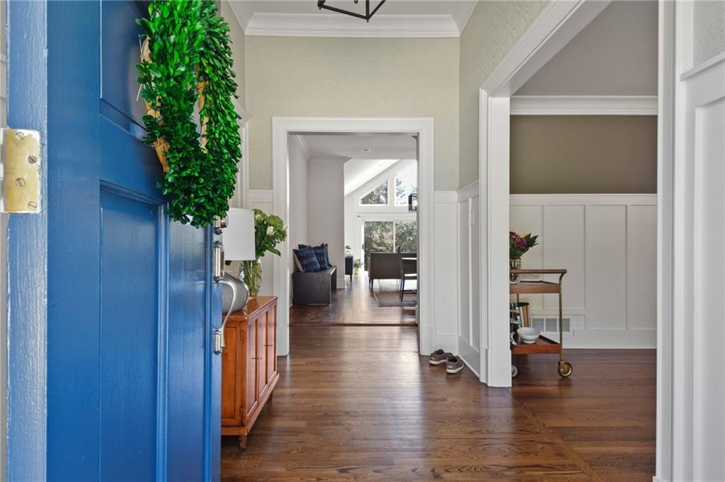 630 River Valley Road, Atlanta, Georgia 30328, 6 Bedrooms Bedrooms, ,6 BathroomsBathrooms,Residential,Sold,630 River Valley Road,7340506