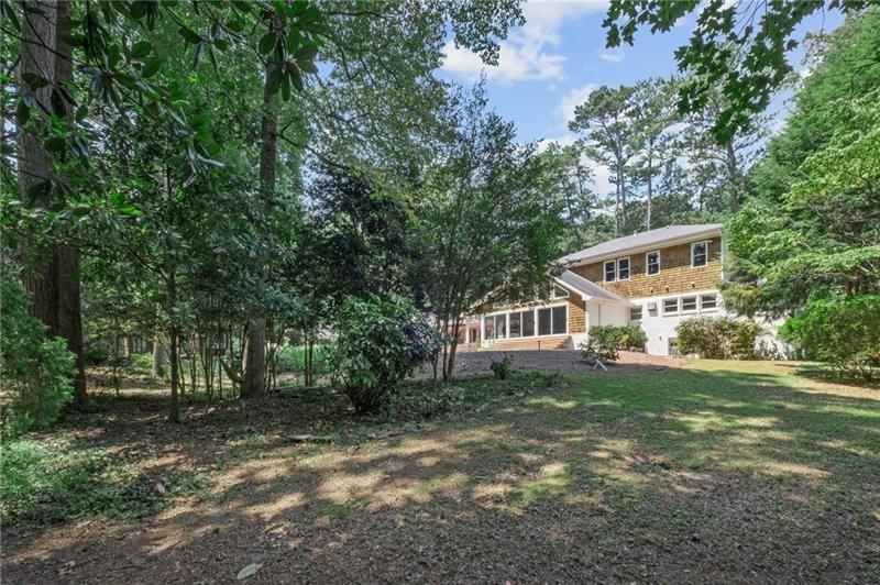 630 River Valley Road, Atlanta, Georgia 30328, 6 Bedrooms Bedrooms, ,6 BathroomsBathrooms,Residential,Sold,630 River Valley Road,7340506