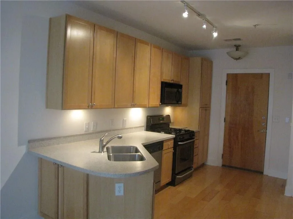 799 Hammond Drive Unit 206, Atlanta, Georgia 30328, 1 Bedroom Bedrooms, ,1 BathroomBathrooms,Residential,Sold,799 Hammond Drive Unit 206,5739344