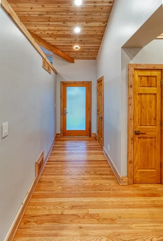 6300 Long Island Court, Sandy Springs, Georgia 30328, 3 Bedrooms Bedrooms, ,3 BathroomsBathrooms,Residential,Sold,6300 Long Island Court,6815628